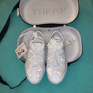 BRAND NEW NFINITY EVOLUTION CHEER SHOES